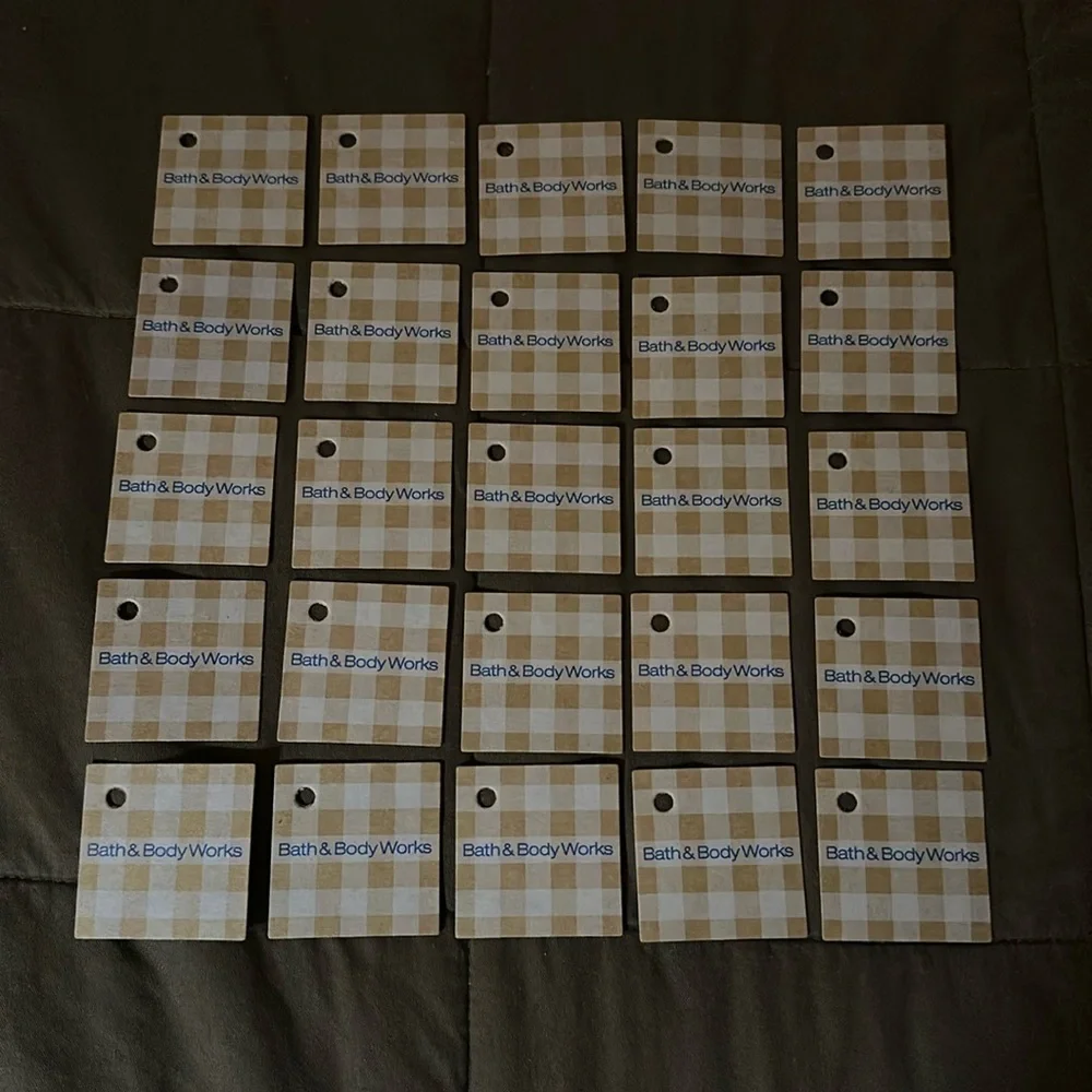 Bath & Body Works Small Cardboard Gingham Gift Tags
